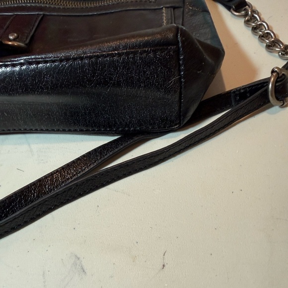 The Sak Ventura Crossbody Bag - Picture 9 of 14